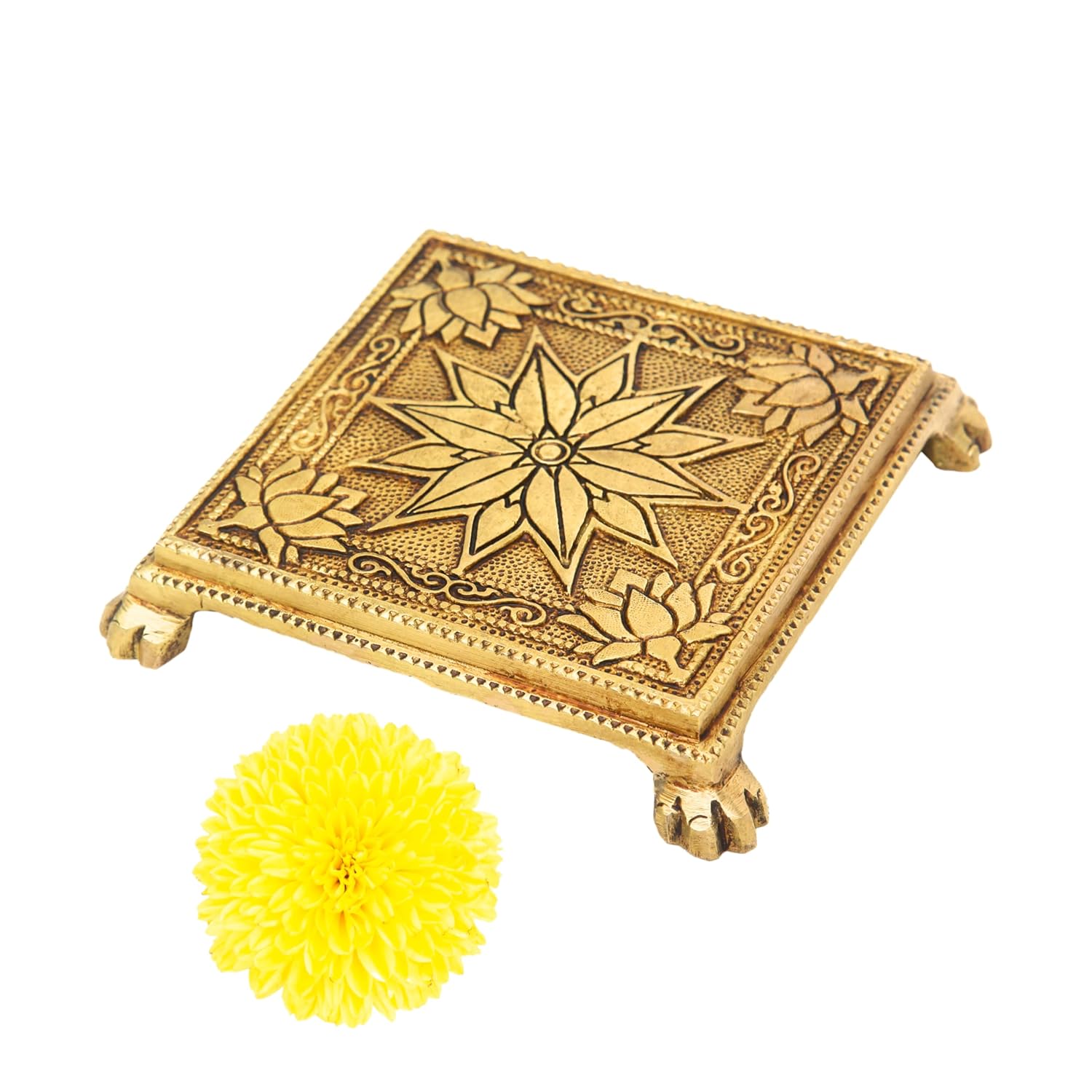 Divine Artz | Brass Pooja Chowki Square with Flower Design | Sqaure Brass Chowki for Puja, Brass, Gold Colour, 1 Piece (6.5 X 6.5 CM)