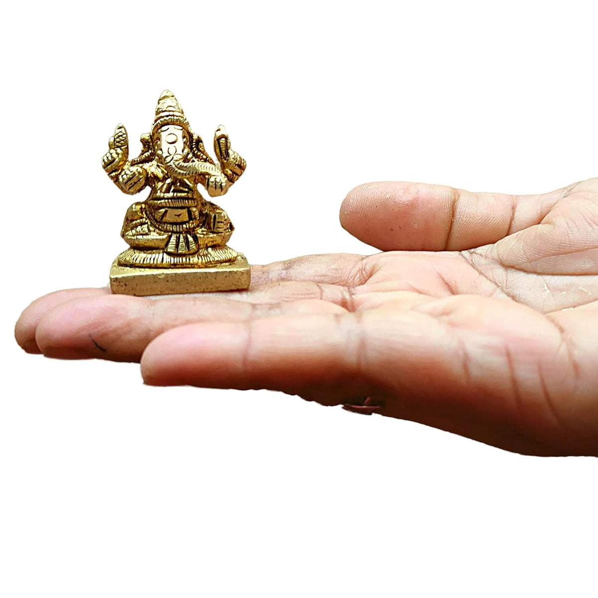 Divine Artz | Mini Left Trunk Ganesha Brass Idol | Ganesh Chaturthi Gifts | Mini Ganesha Idol for Car Dashboard Brass, 4CM Height, Gold Colour - (1 Piece)