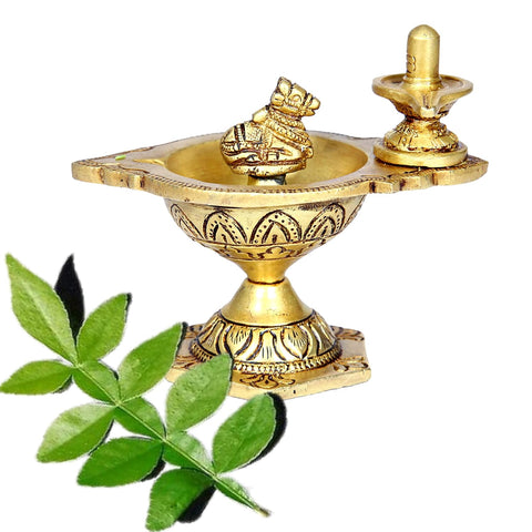 Divine Artz | Pradosha Vilakku Brass | Brass Shivling Diya | Sivalinga Vilakku Brass, 10cm Height, Gold Colour - (1 Piece)