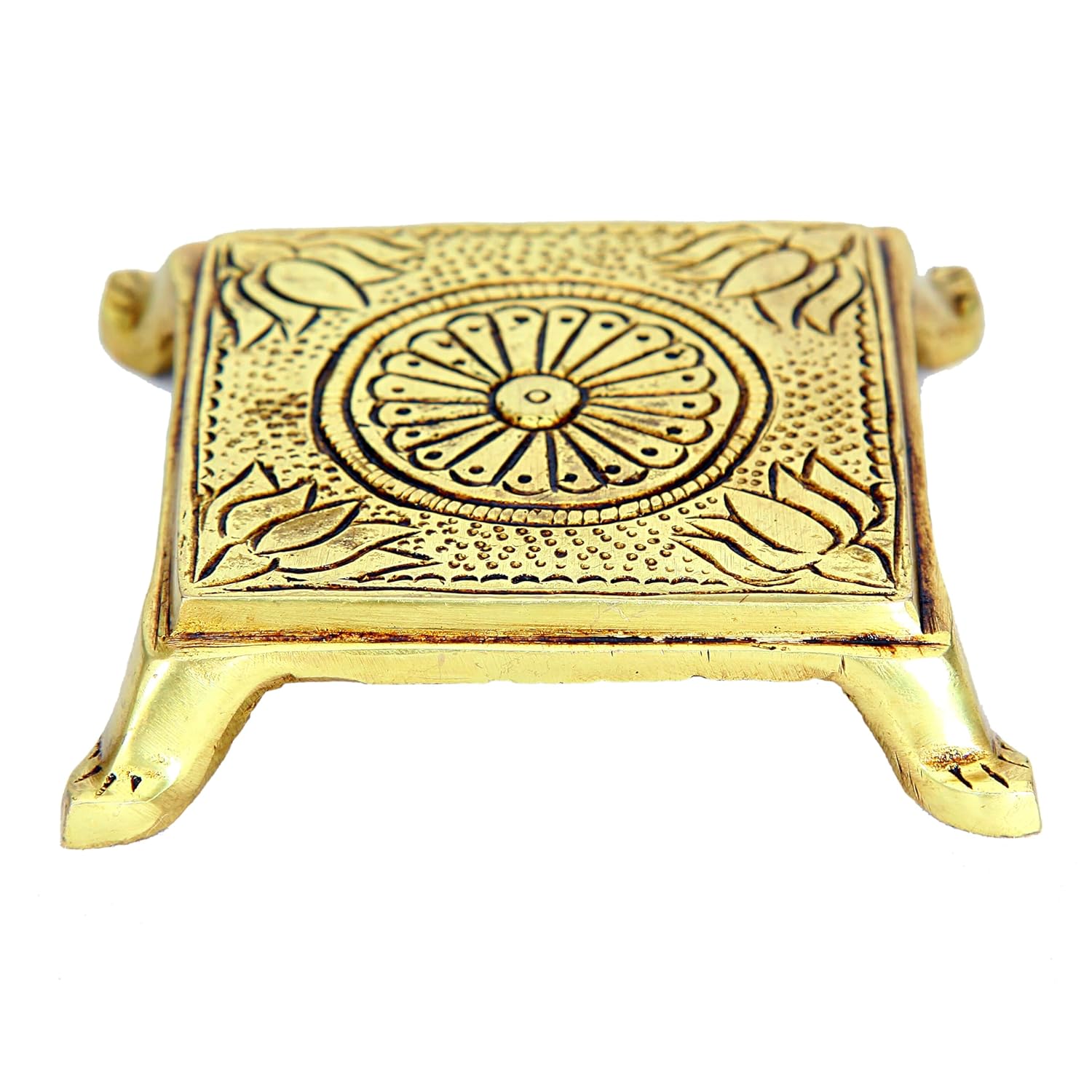 Divine Artz | Brass Pooja Chowki | Small Stand for God Idols | Brass Chowki for Puja, Brass, Gold Colour, 1 Piece (6 x 6 CM)