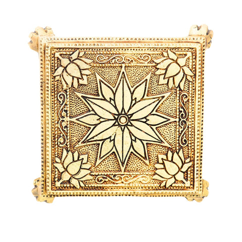 Divine Artz | Brass Pooja Chowki Square with Flower Design | Sqaure Brass Chowki for Puja, Brass, Gold Colour, 1 Piece (12 X 12 CM)