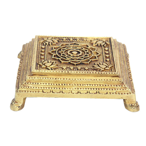 Divine Artz | Brass Pooja Chowki Square with Lotus Design | Sqaure Brass Chowki for Puja, Brass, Gold Colour, 1 Piece (4 Step Chowki)