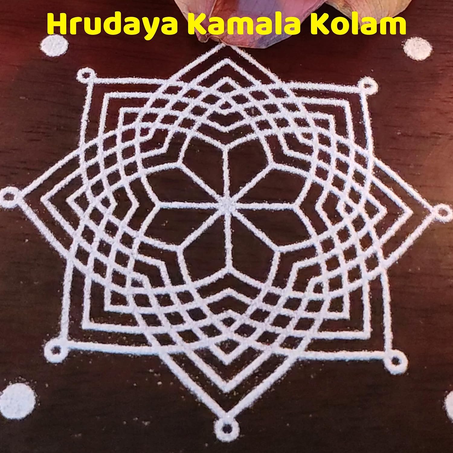 Divine Artz | Hrudaya Kamala Kolam Rangoli Stencil Wooden, Rangoli Sacha Wooden, 1 Piece (5x5 Inches)