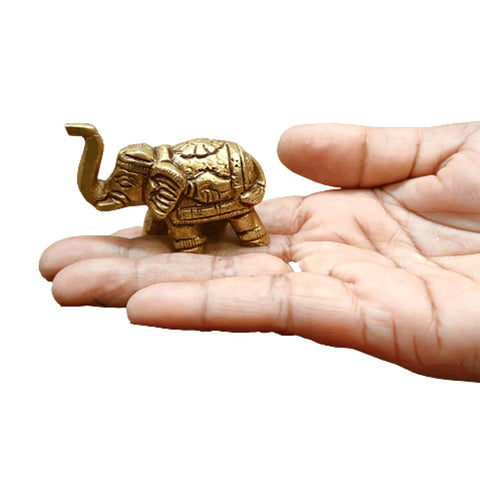 Divine Artz | Brass Elephant Pair Showpiece for Home Decor | Elephant Idols for Pooja Room, Brass, Height 4CM, Gold Colour, 2 Piece(1 Set)