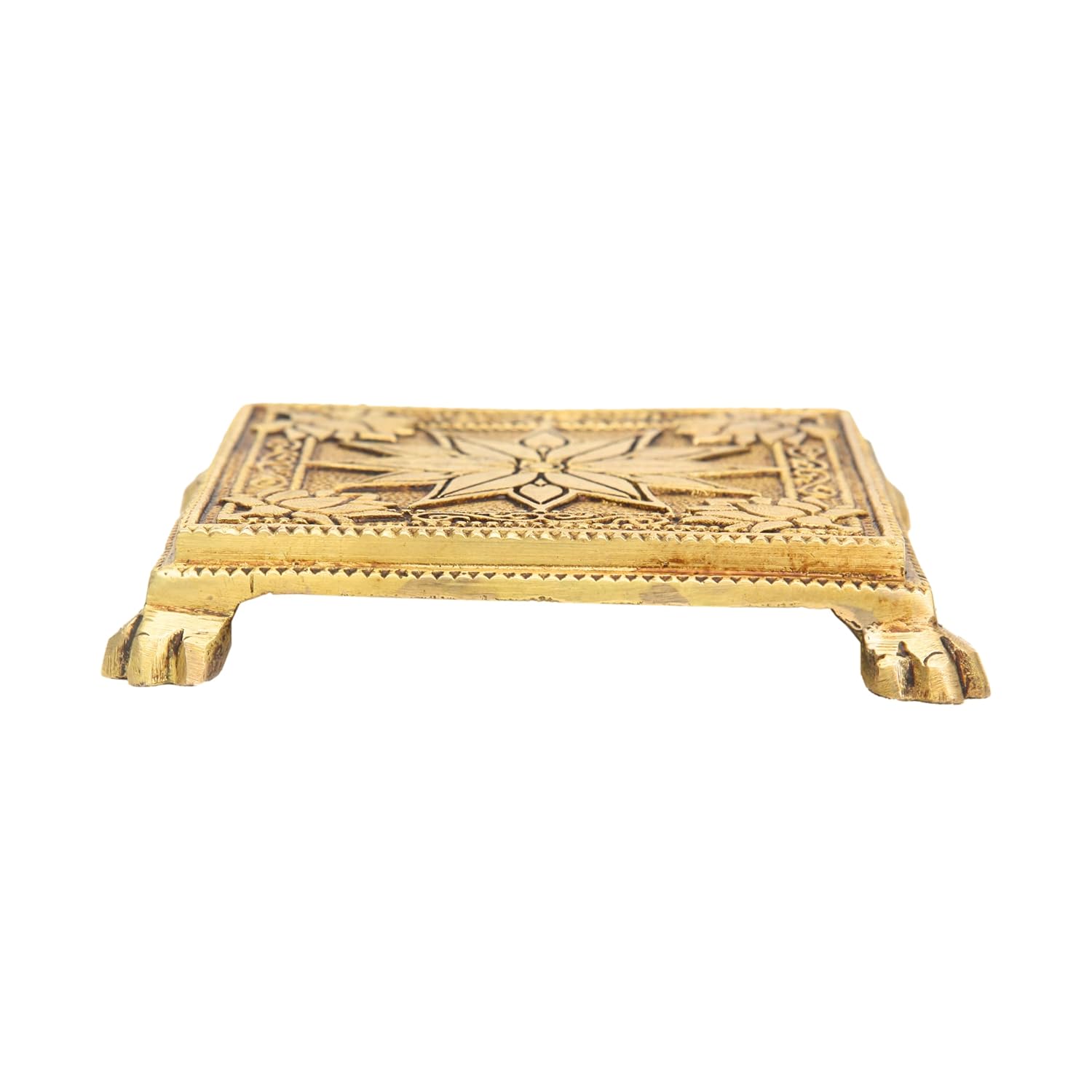 Divine Artz | Brass Pooja Chowki Square with Flower Design | Sqaure Brass Chowki for Puja, Brass, Gold Colour, 1 Piece (12 X 12 CM)